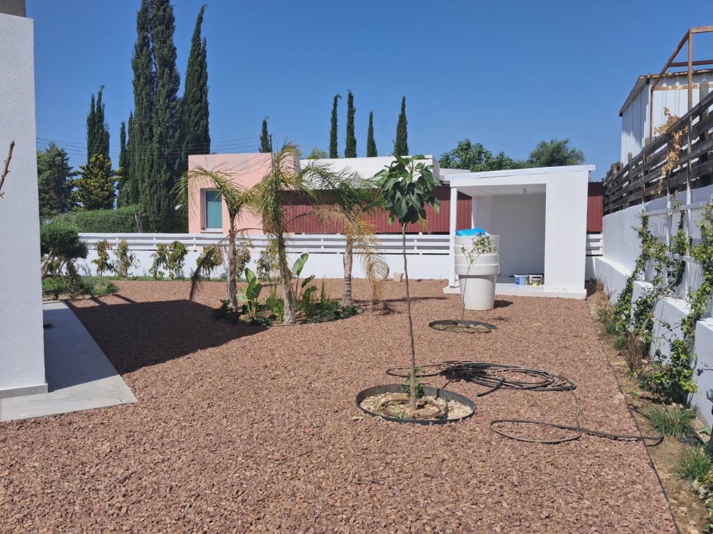 3-Bedroom Bungalow in Moni